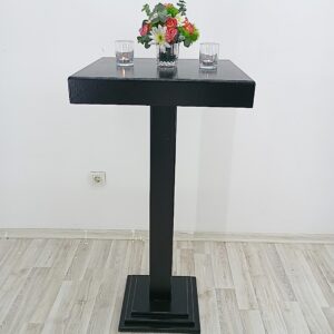 Modern kokteyl ve kurumsal davetleriniz için şık tasarımlı lake siyah bistro masa.