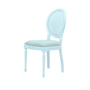 Beyaz Hazeran Sandalye ahşap örgü davet modeli